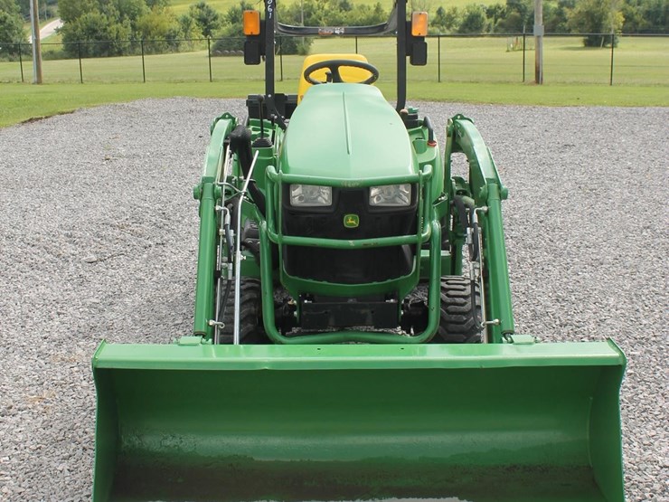 john-deere-1023e-image-9
