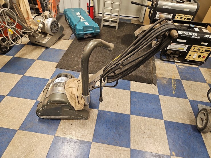 hiretech-ht8-1-electric-floor-sander-image-1
