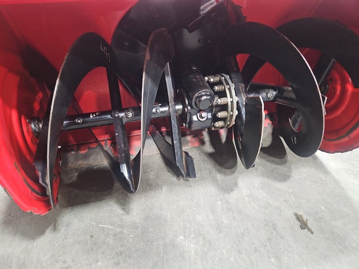 gravely-walk-behind-power-unit-image-9