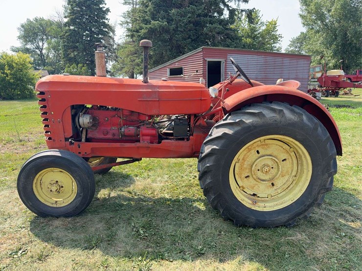 massey-ferguson-44-image-2