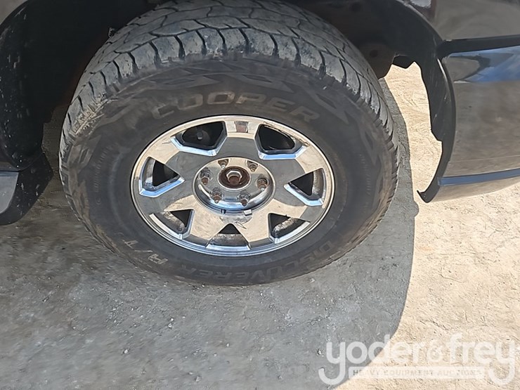2003-cadillac-escalade-image-9