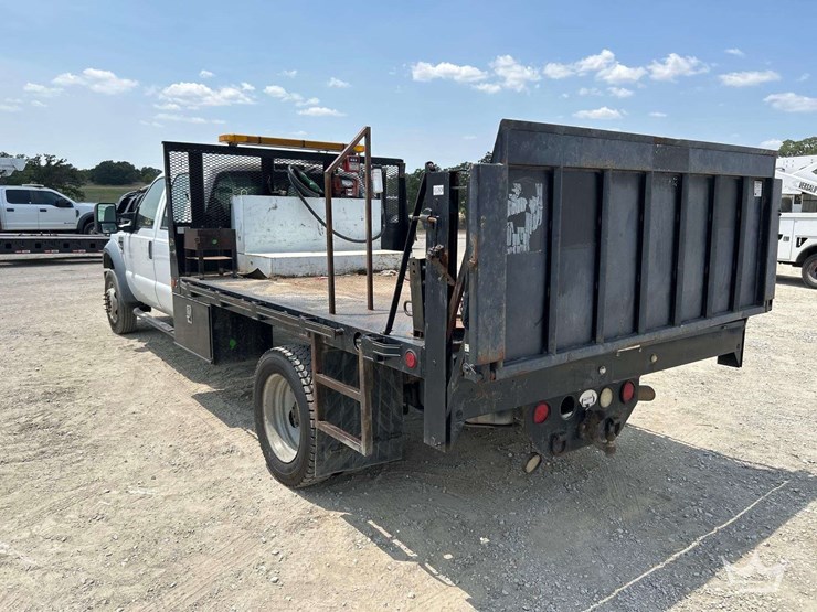 2008-ford-f550-image-2