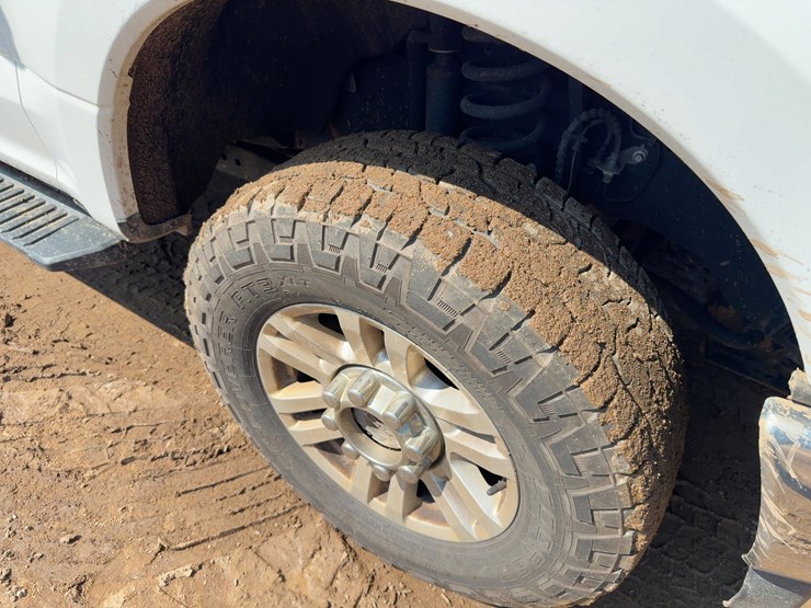2019-ford-f350stx-utility-truck-image-12