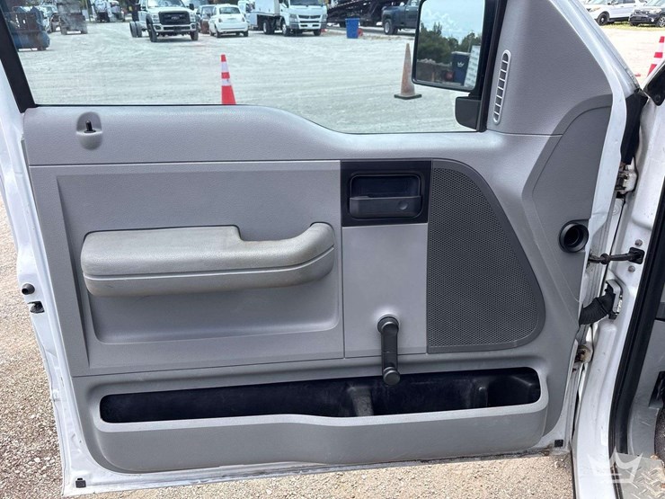 2008-ford-f150-image-12