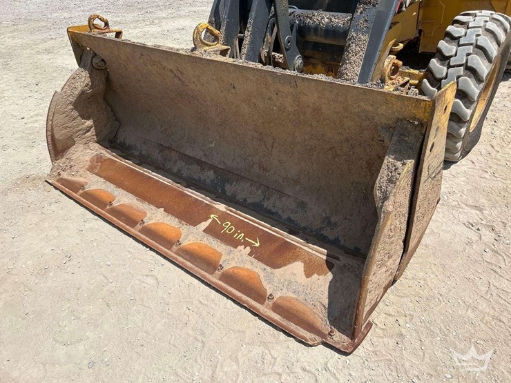 2019-deere-410l-image-19