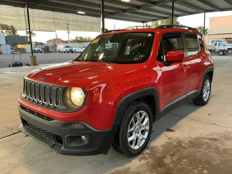 2016-jeep-renegade-image-4