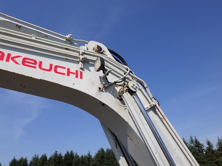 takeuchi-tb290-image-41