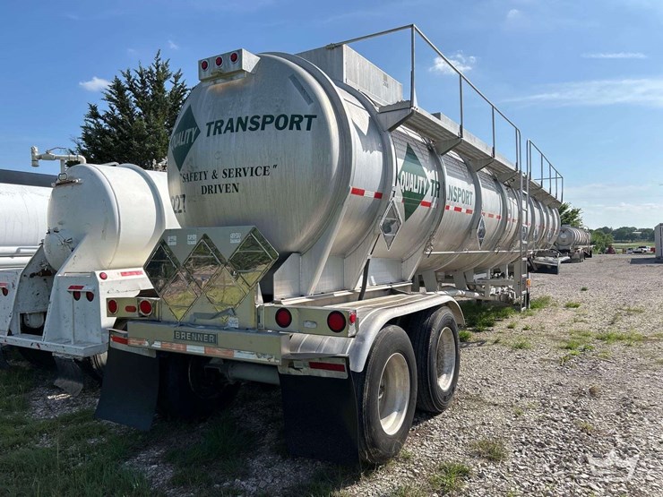 2010-brenner-aluminum-407-t/a-chemical-tanker-trailer-image-3
