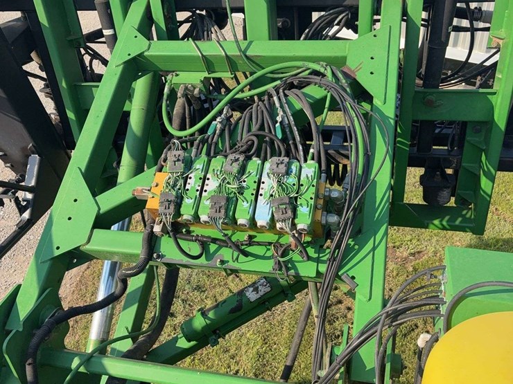 2005-john-deere-4920-image-23