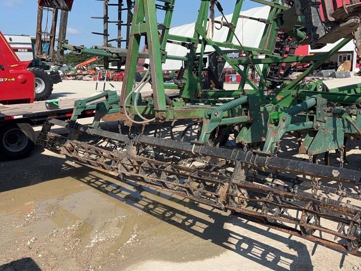 john-deere-726-image-10