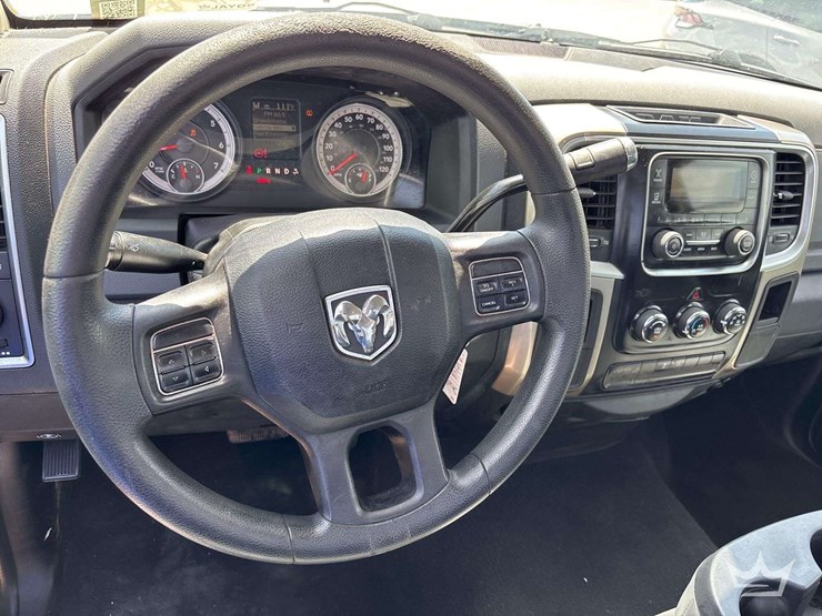 2013-dodge-1500-image-13