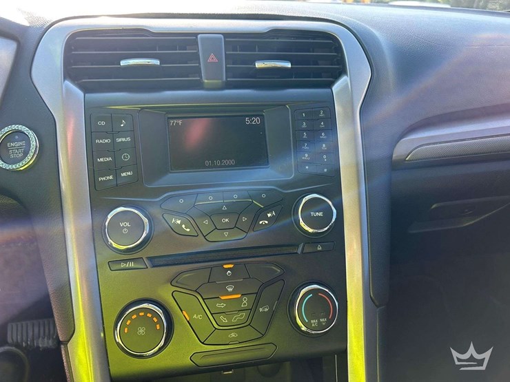 2018-ford-fusion-sedan-image-18