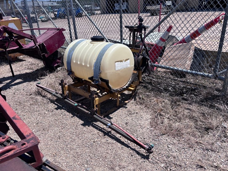 #961-•-50-gallon-3-point-hitch-sprayer-with-boom-image-2