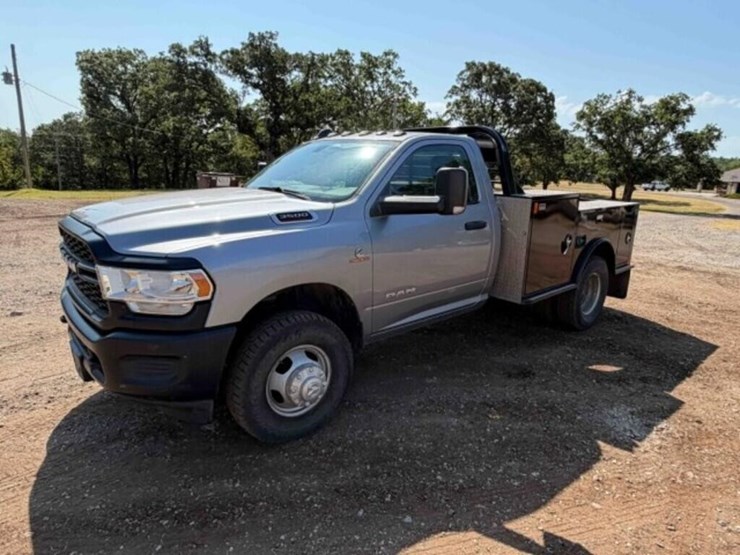 2019-ram-3500-tradesman-image-6