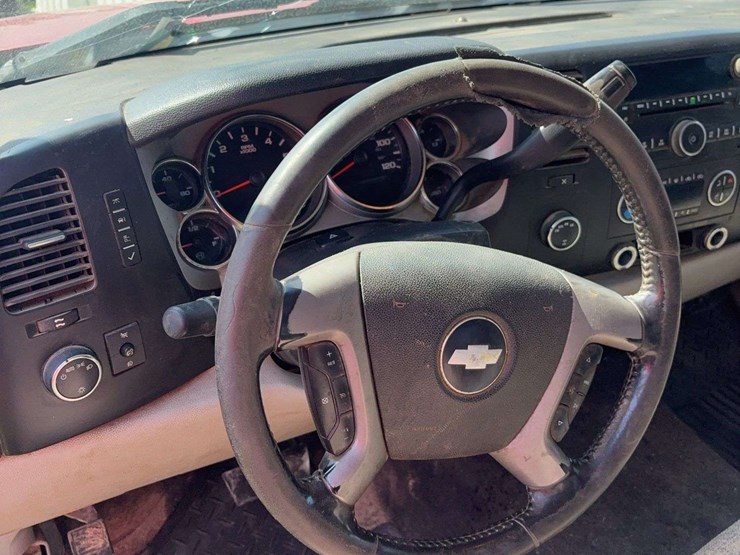 2008-chevrolet-silverado-1500-image-16