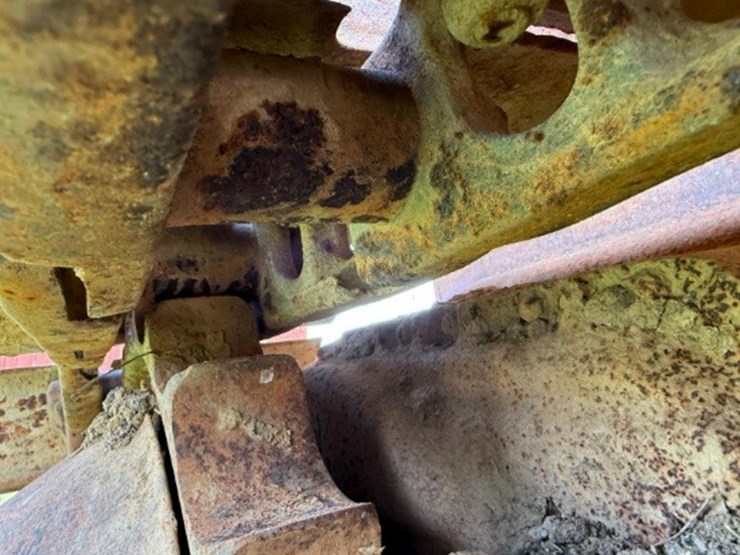 caterpillar-d6c-image-13