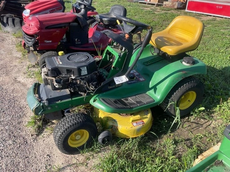 john-deere-la-image-1