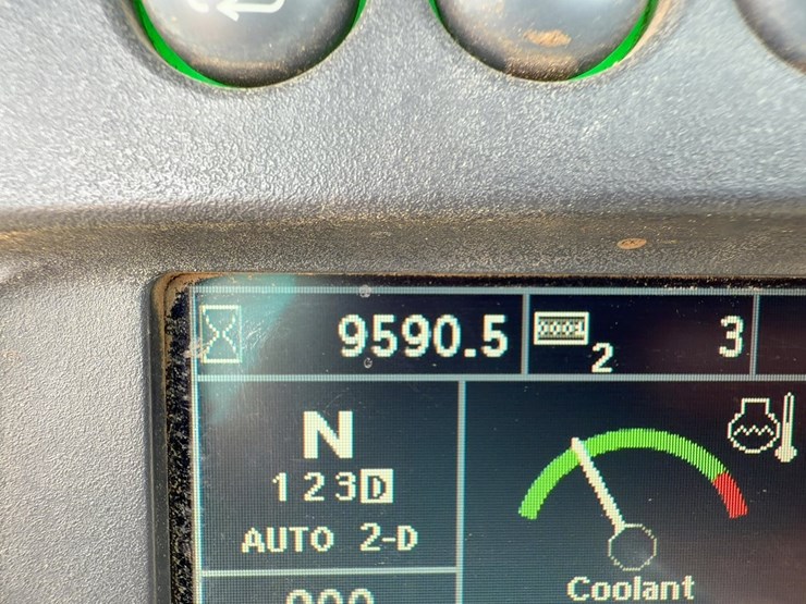 2009-deere-544k-image-28