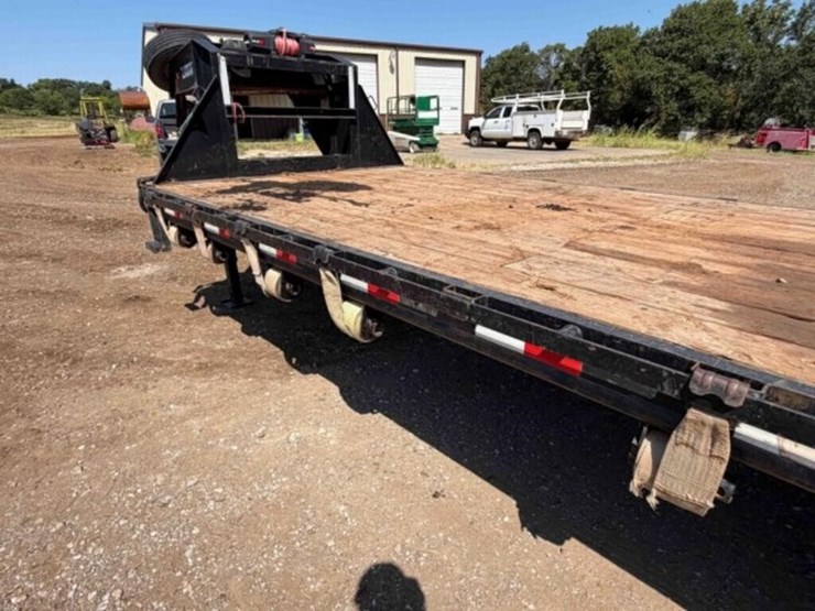 2018-lamar-gooseneck-flatbed-trailer-image-20