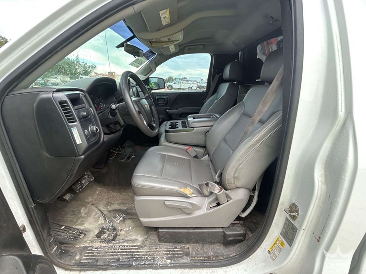 2015-chevrolet-silverado-1500-image-15