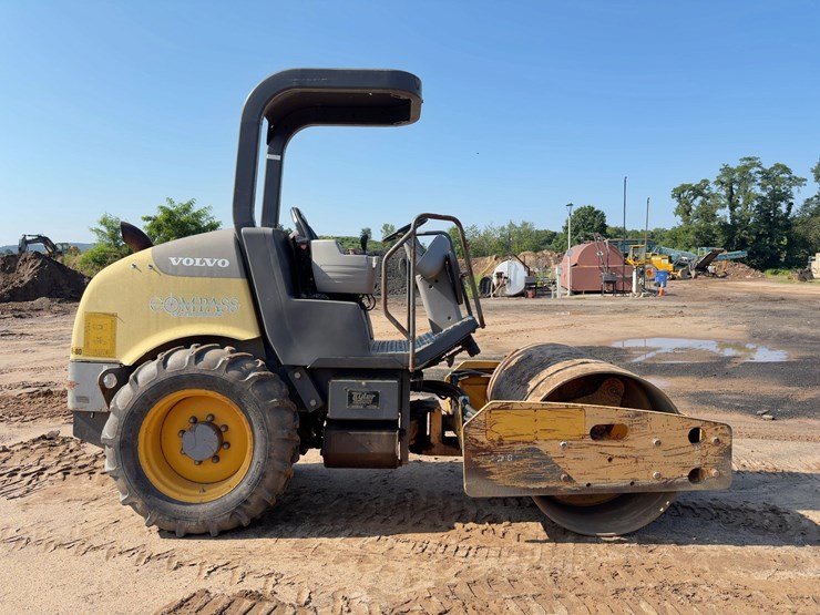 2011-volvo-sd45d-image-6