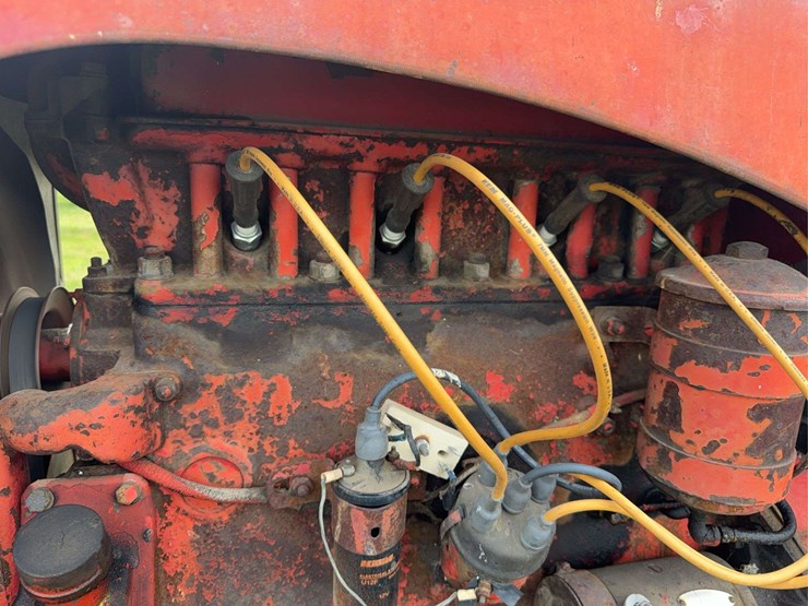 massey-ferguson-44-image-47