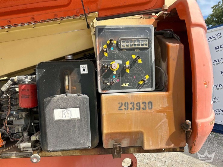 1999-jlg-600s-image-8