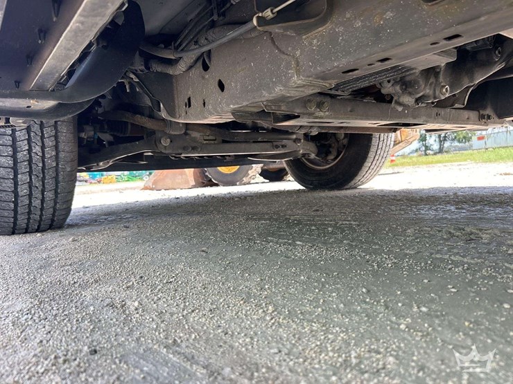 2017-ford-f150-image-24