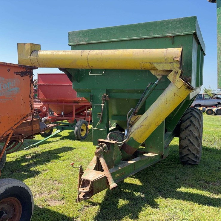 JOHN DEERE 1210