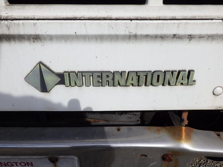 1992-international-4700-image-9