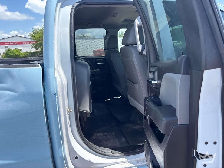 2016-chevrolet-silverado-1500-image-19