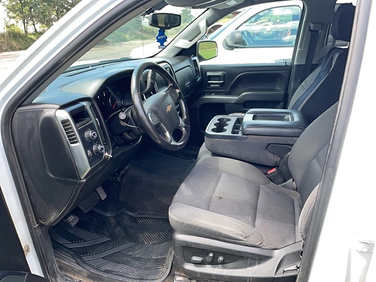 2019-chevy-silverado-pickup-truck-vn:172394-4x4-image-10