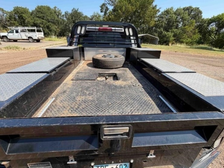 2019-ram-3500-tradesman-image-18