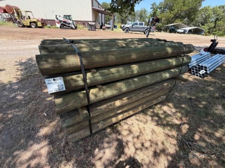 18-count-7”-x-8’-round-turned-posts-image-4