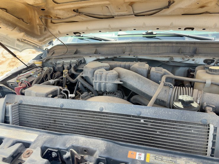 2016-ford-f350-xl-image-16