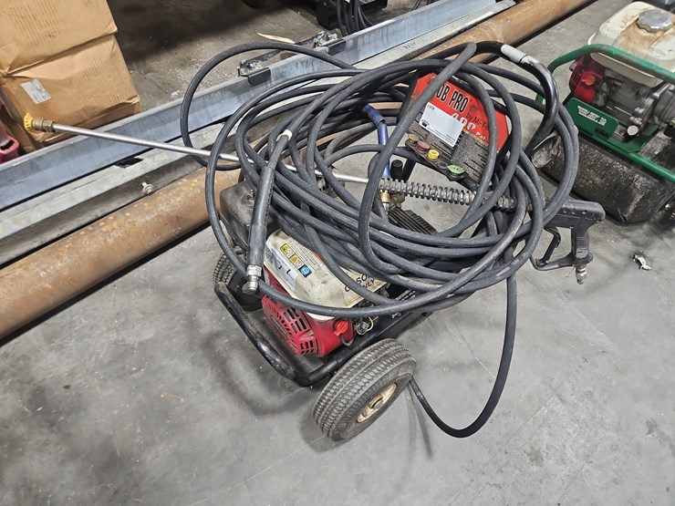 mitm-job-pro-pressure-washer-image-1