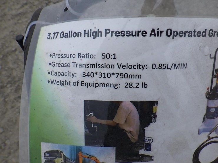 high-pressure-air-operated-grease-pump-image-6