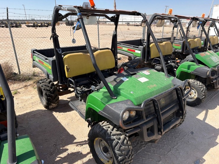 john-deere-gator-image-2