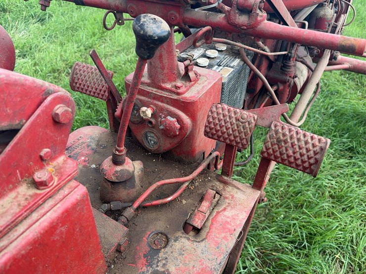 farmall-200-image-45