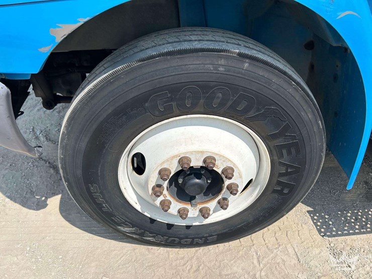 2011-international-durastar-4300-image-37