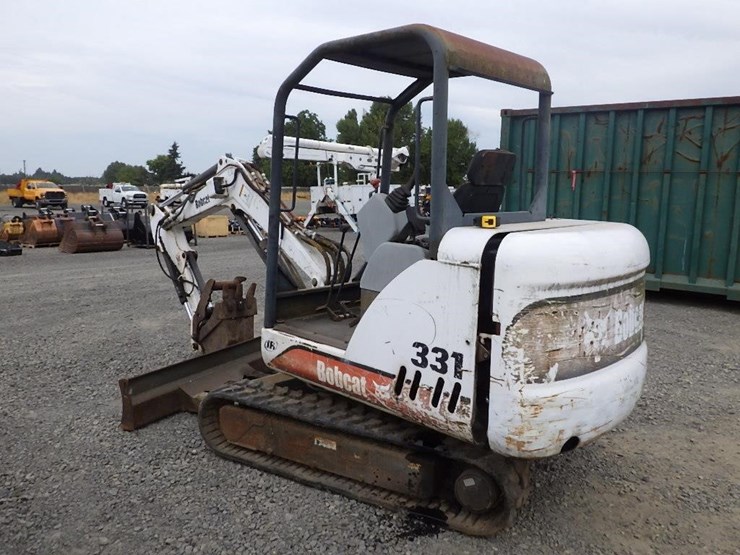 bobcat-331-image-2