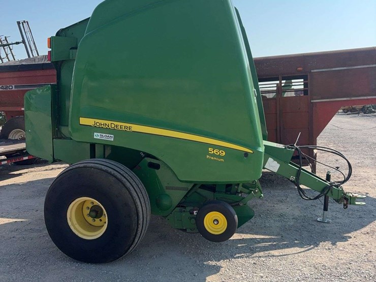 john-deere-569-image-2