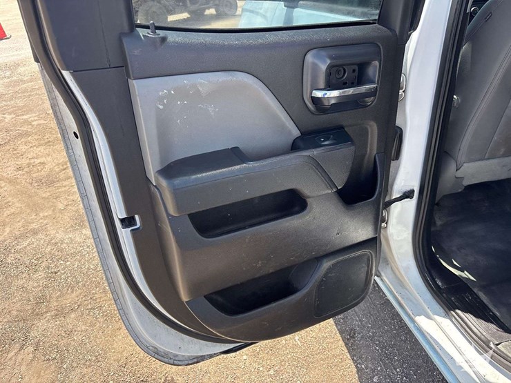 2016-chevrolet-silverado-1500-image-17