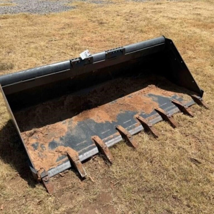 78” Bobcat Skid Steer Bucket