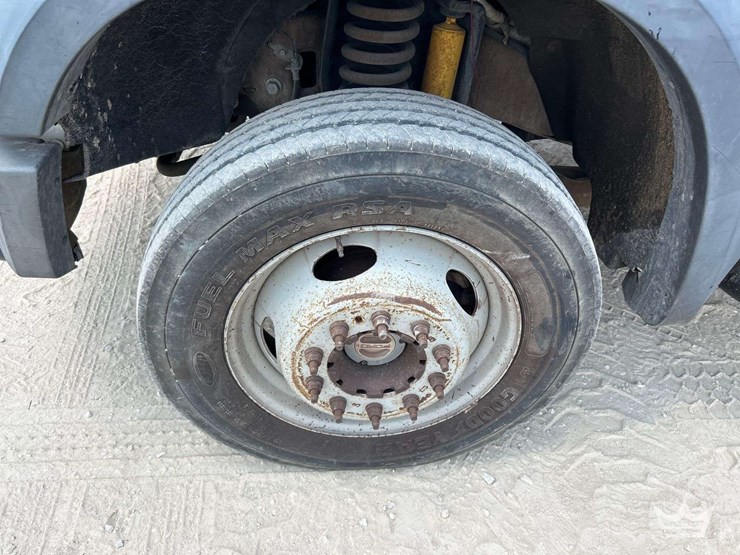2008-ford-f550-image-30
