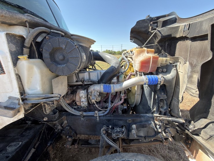 2012-mack-granite-gu713-image-9