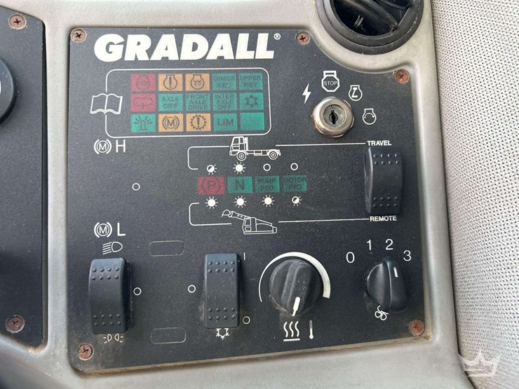 2014-gradall-xl3100-iv-image-15