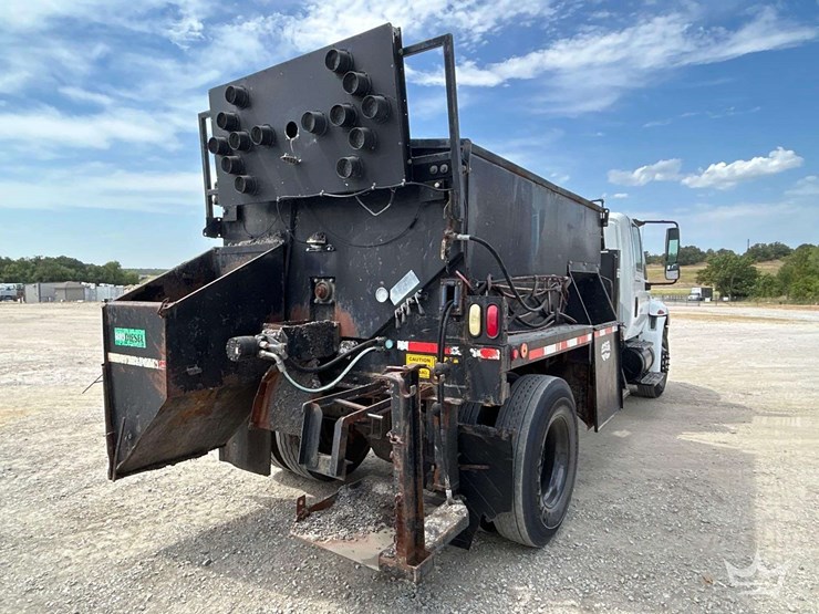 2006-international-durastar-4300-image-4