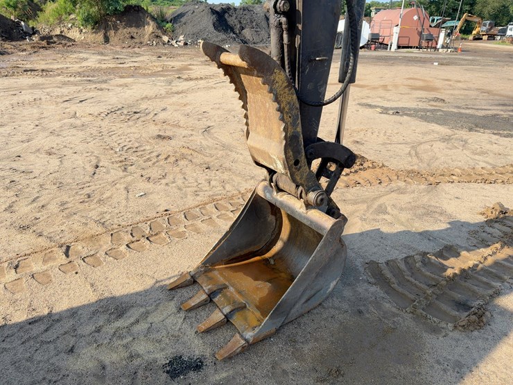 2016-deere-50g-image-9
