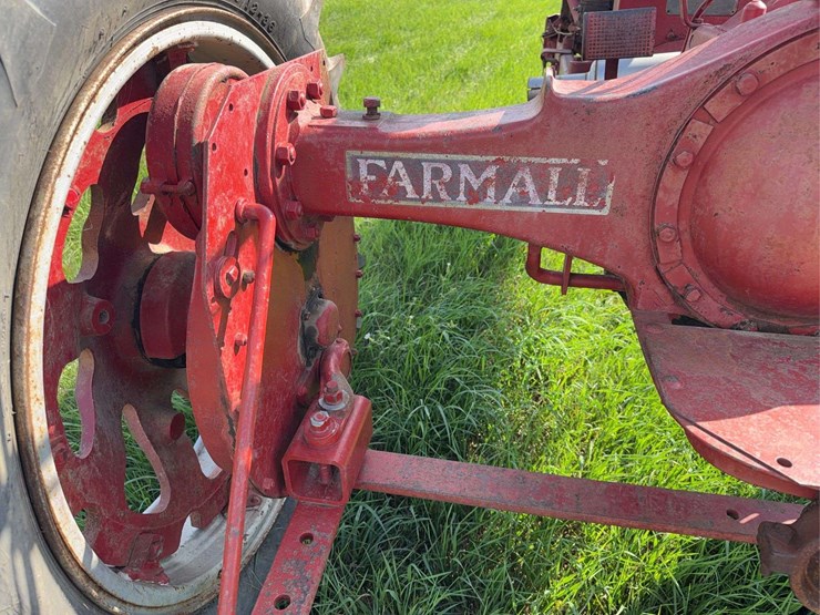 farmall-f-20-image-34
